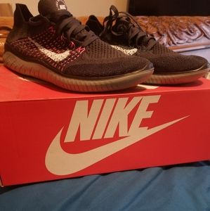 Nike Free RN Fly Knit Shoes